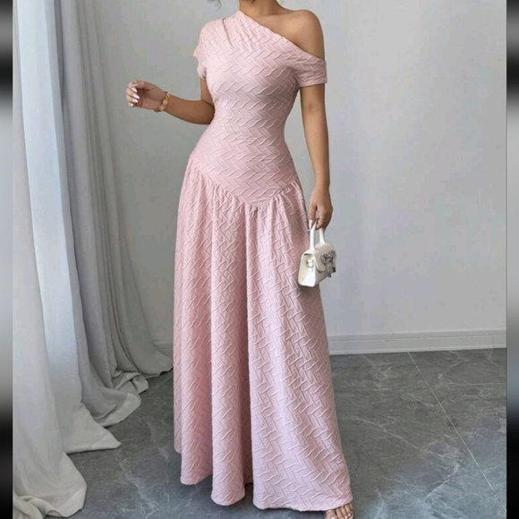 Elegant Romantic Jacquard Oblique Shoulder Dress For Women, Valentine's Day - Picture 4 of 4